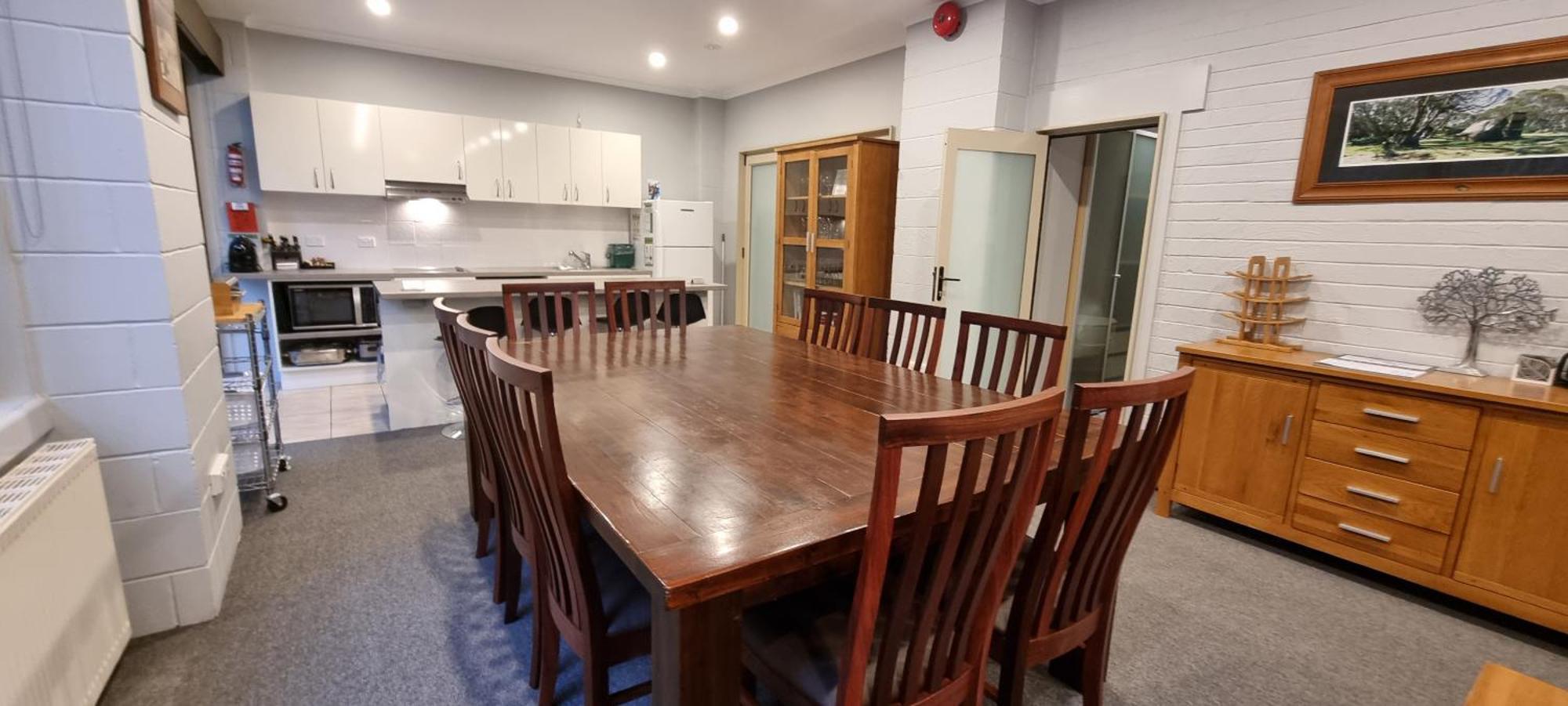 Aparthotel Cedarwood Falls Creek