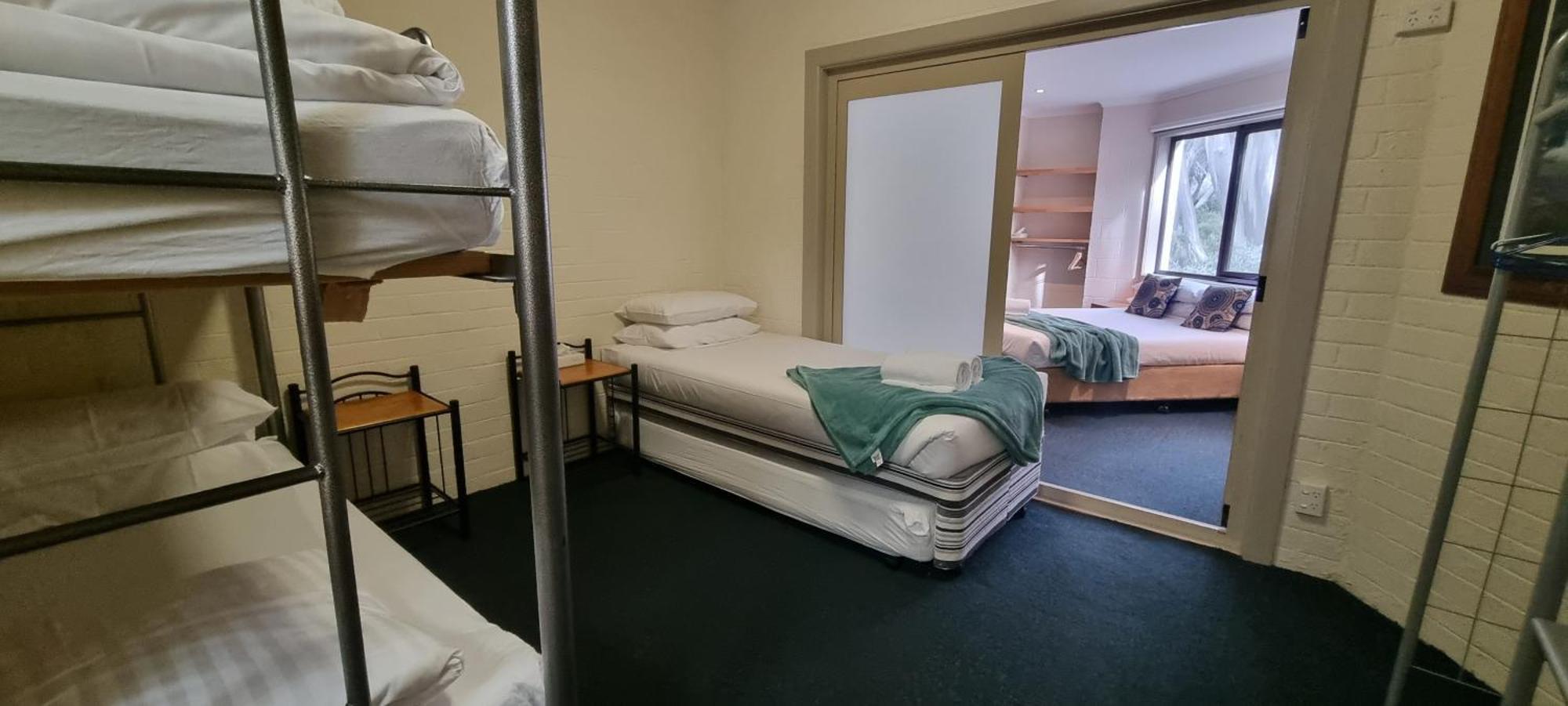 Cedarwood Aparthotel